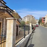 דירה Elegant Artur *