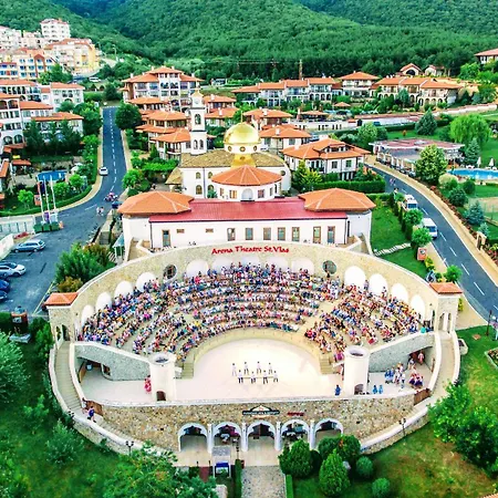 Elegant Artur Szveti Vlasz