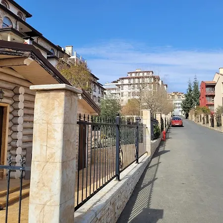 Апартаменты Elegant Artur *