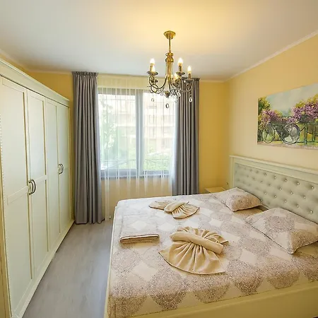 Апартаменты Elegant Artur *